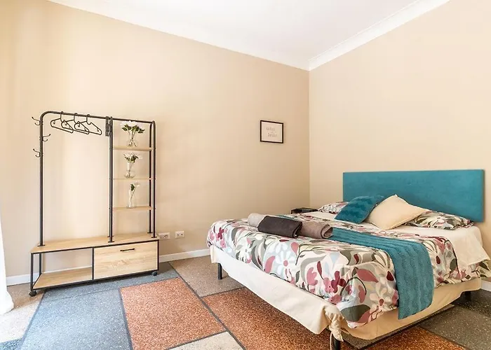 Modern 2br W-balcony E Ac Near Vaticanmuseums Rom